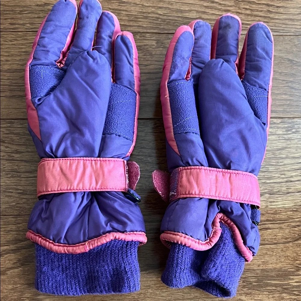 Kids Purple and Pink Winter Gloves Rocket Power Nickelodeon